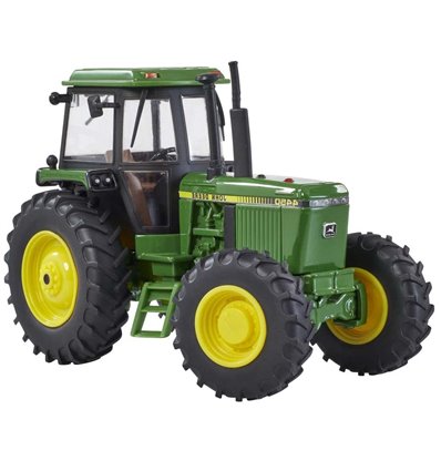 Модель Britains Трактор John Deere 4450, 1:32 (43364)